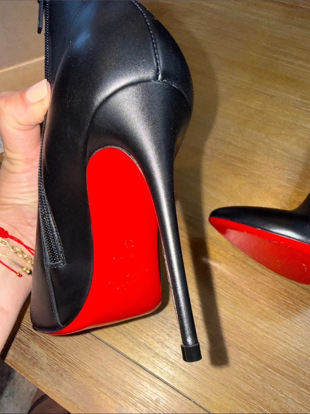 CHRISTIAN LOUBOUTIN
Eloise Booty 100 Calf - Picture 7 of 10